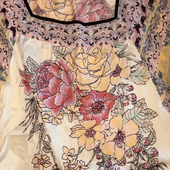 Free People Blue Nile Printed Top Blouse Batwing Soft Floral size Small - Picture 7 of 11